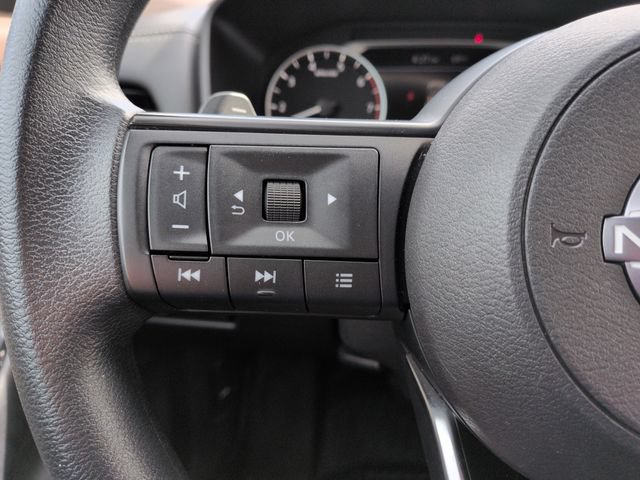 Used 2023 Nissan Rogue S AWD/4WD image 34