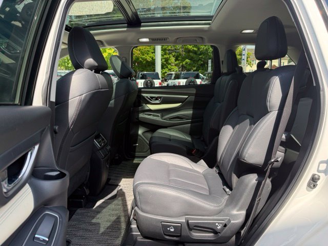 Used 2020 Subaru Ascent Limited w/ Technology Package AWD/4WD image 29