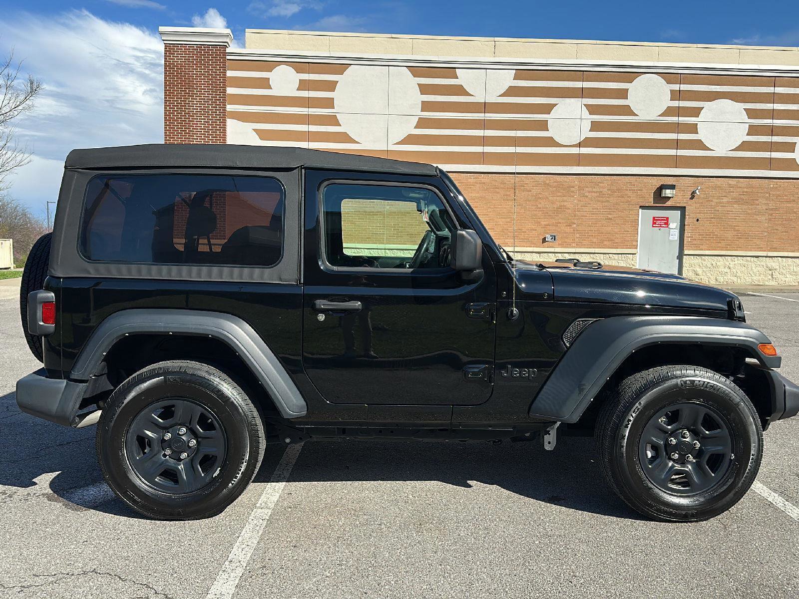 Used 2023 Jeep Wrangler Sport image 6
