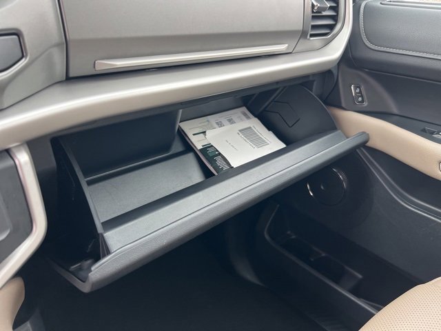 Certified 2024 Ford Expedition Max XLT image 21