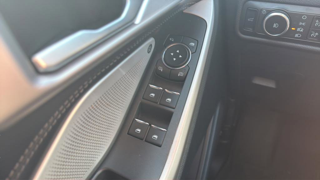 Certified 2024 Ford Explorer Limited w/ Limited Technology Package AWD/4WD image 19