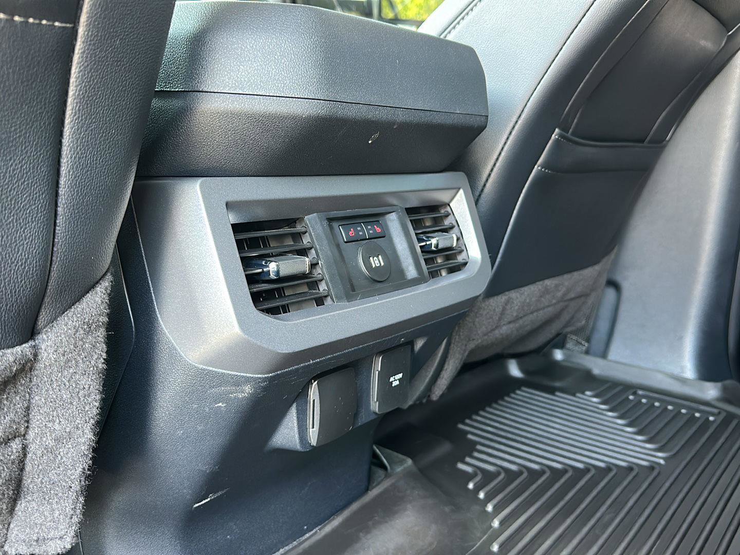 Certified 2023 Ford F250 Lariat w/ Lariat Ultimate Package AWD/4WD image 27