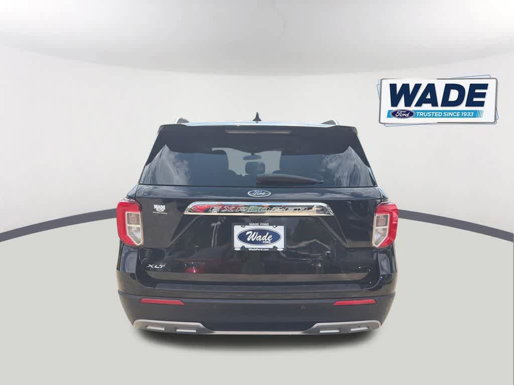 Certified 2023 Ford Explorer XLT w/ Equipment Group 202A AWD/4WD image 6