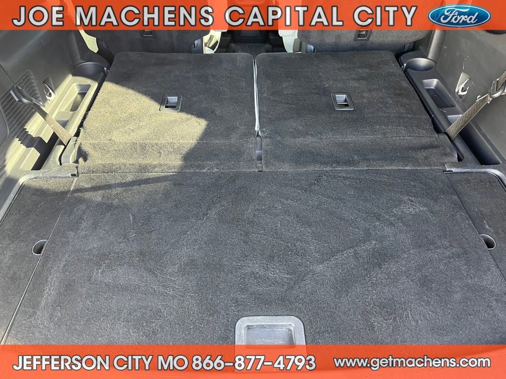 Certified 2025 Ford Explorer Platinum w/ LUX Leather Package image 8