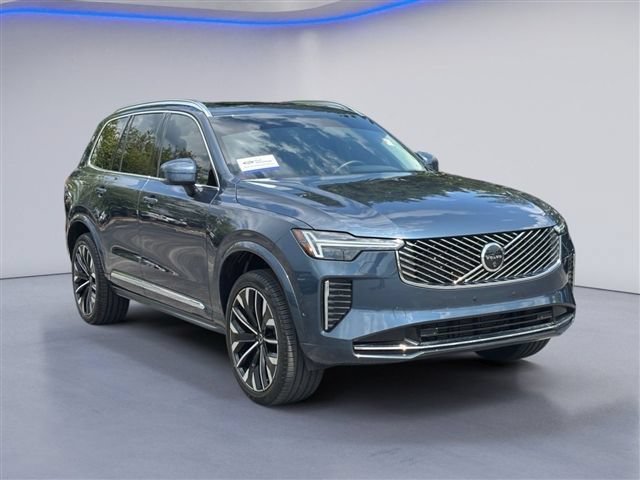 Used 2025 Volvo XC90 B5 Plus AWD/4WD image 5