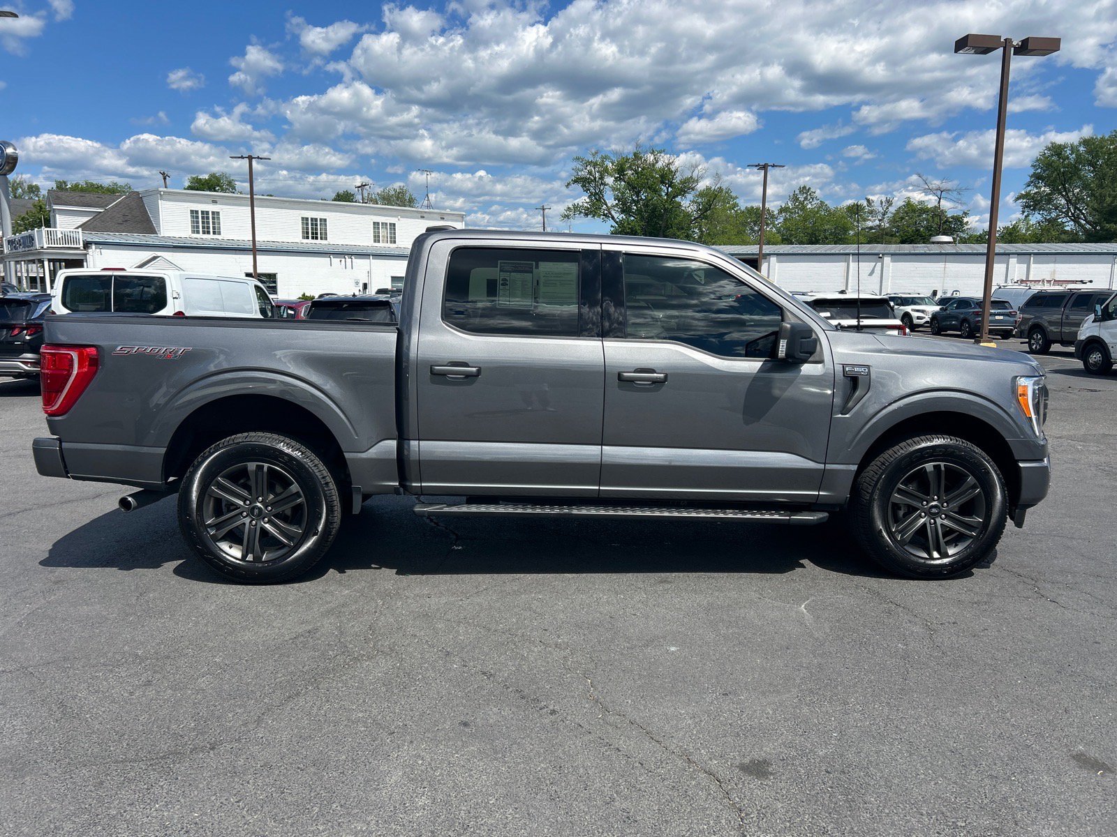 Certified 2022 Ford F150 XLT w/ Equipment Group 302A High AWD/4WD image 15