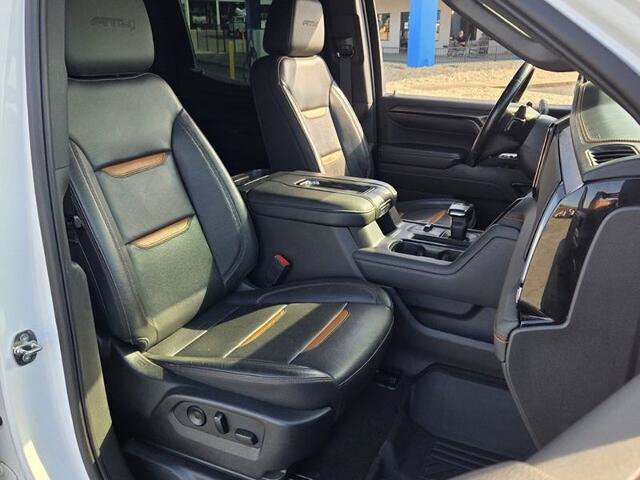 Used 2022 GMC Sierra 1500 AT4 AWD/4WD image 16