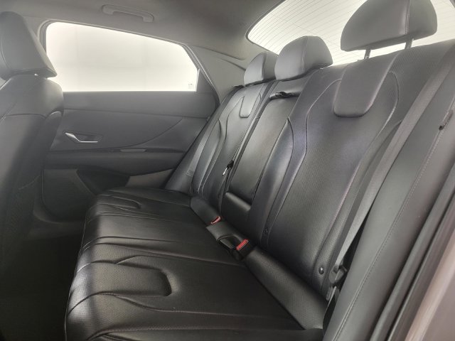 Used 2024 Hyundai Elantra Limited FWD image 14