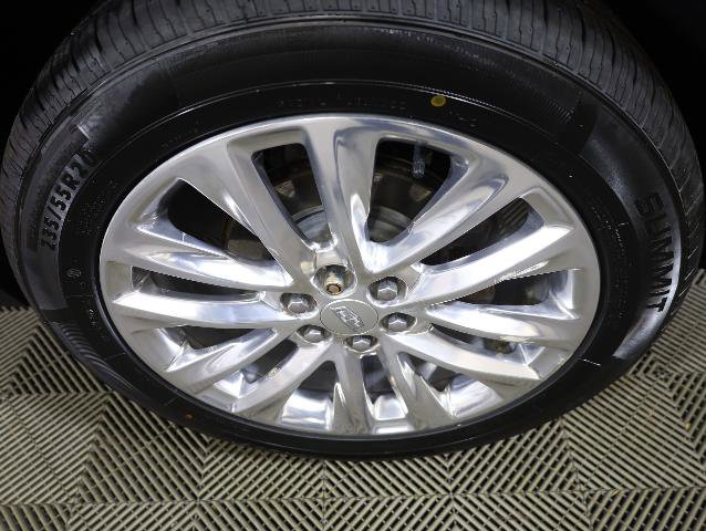 Used 2019 Cadillac XT5 Luxury AWD/4WD image 32