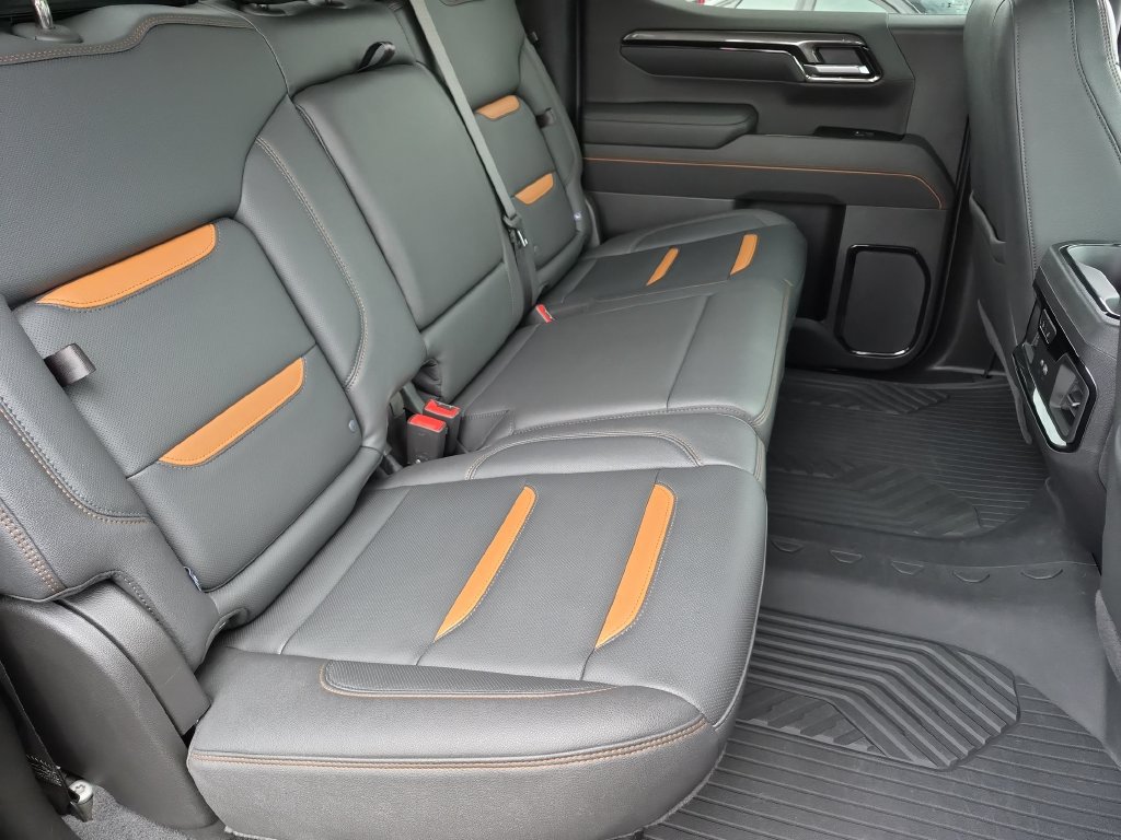 Used 2026 GMC Sierra 1500 AT4 w/ AT4 Premium Package AWD/4WD image 40