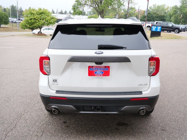 Certified 2023 Ford Explorer XLT w/ Equipment Group 202A AWD/4WD image 6