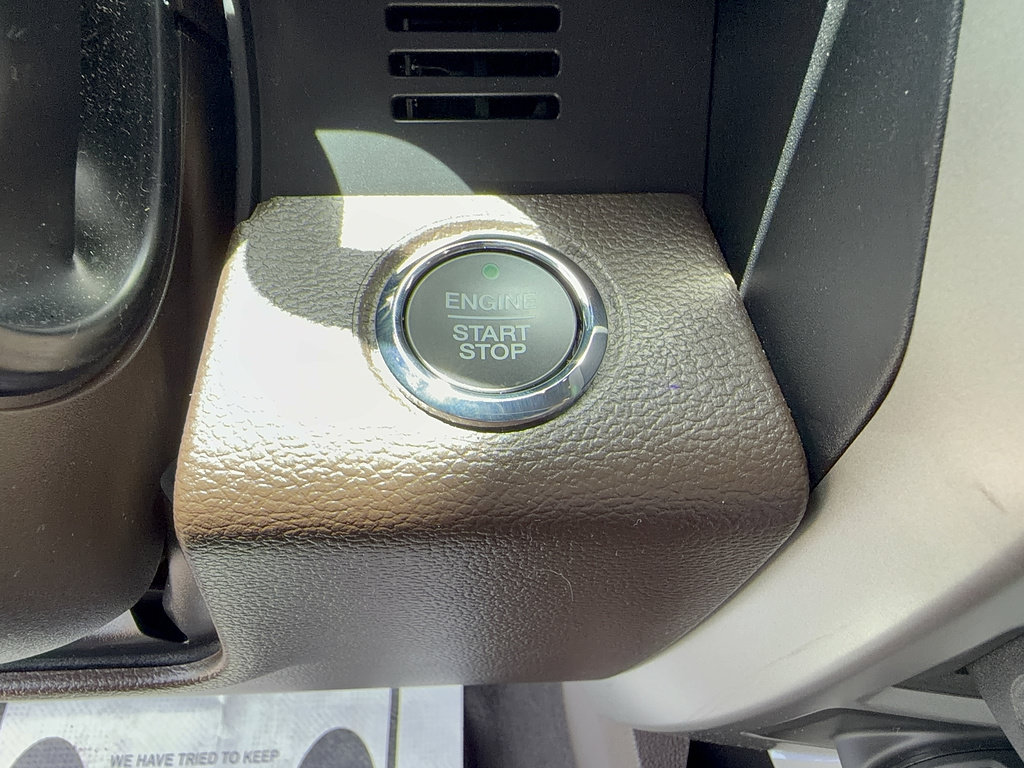 Certified 2021 Ford F250 King Ranch w/ King Ranch Ultimate Package AWD/4WD image 29