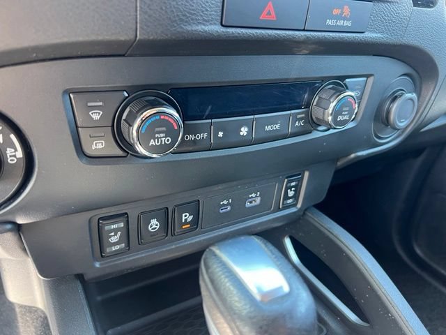 Used 2022 Nissan Frontier SV AWD/4WD image 14