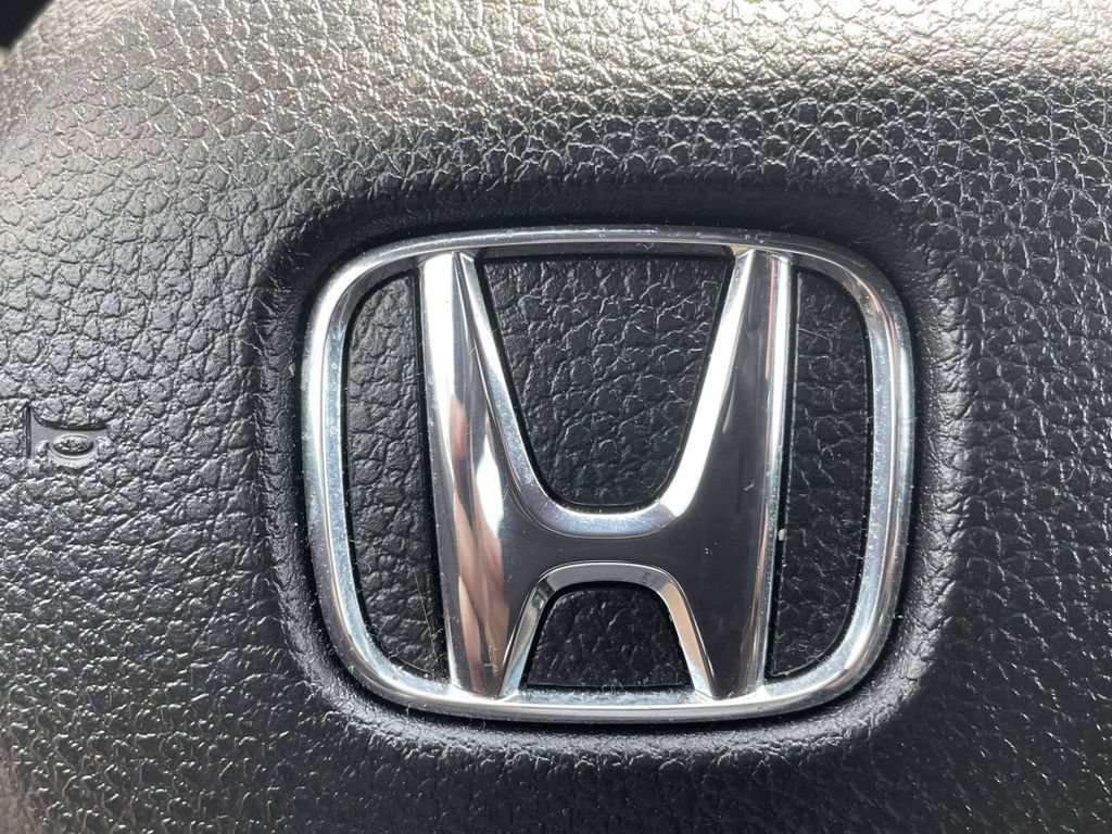 Used 2025 Honda Accord Sport image 29