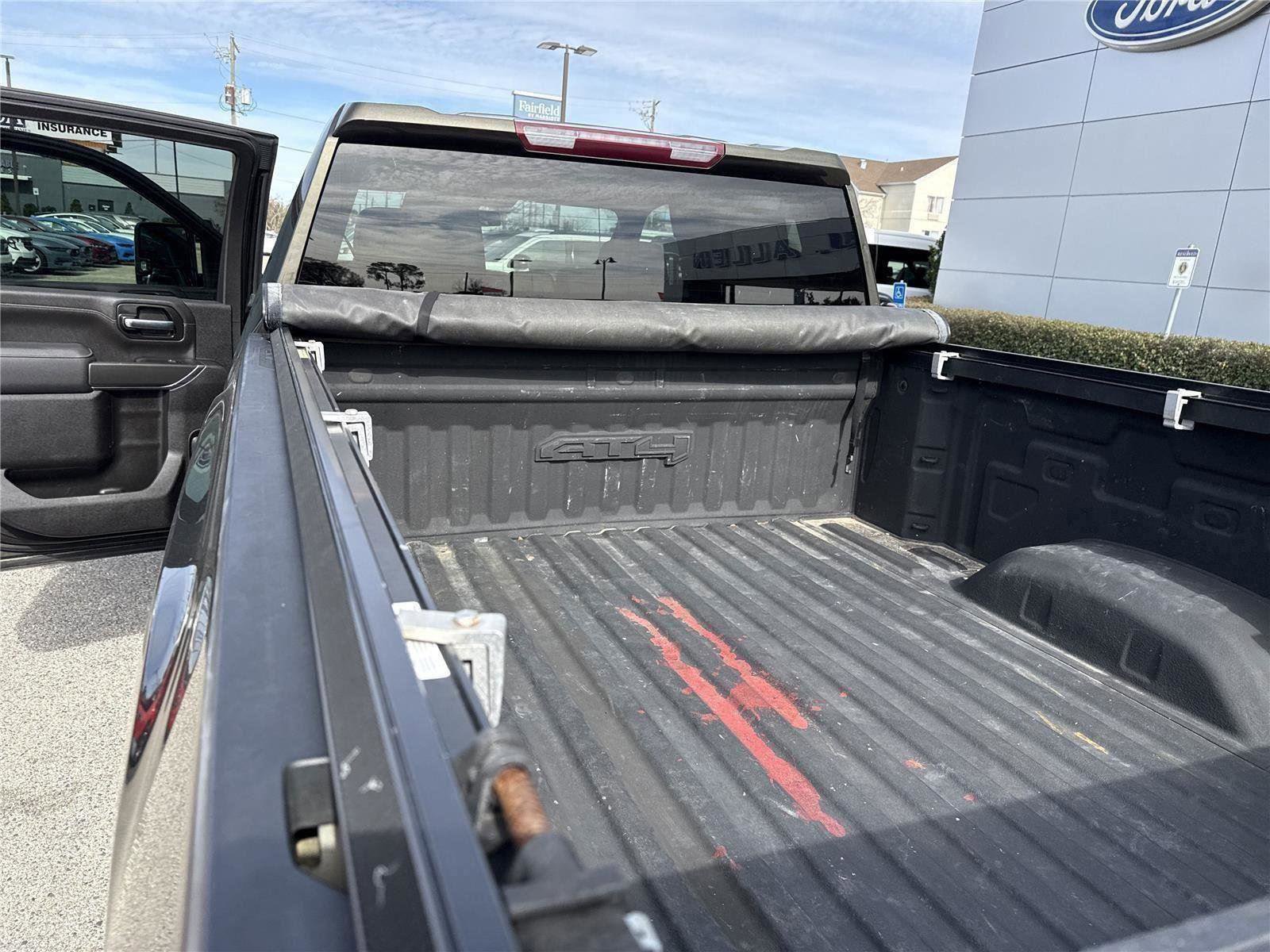 Used 2023 GMC Sierra 2500 AT4 image 28