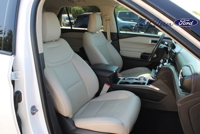 Certified 2022 Ford Explorer Platinum AWD/4WD image 11