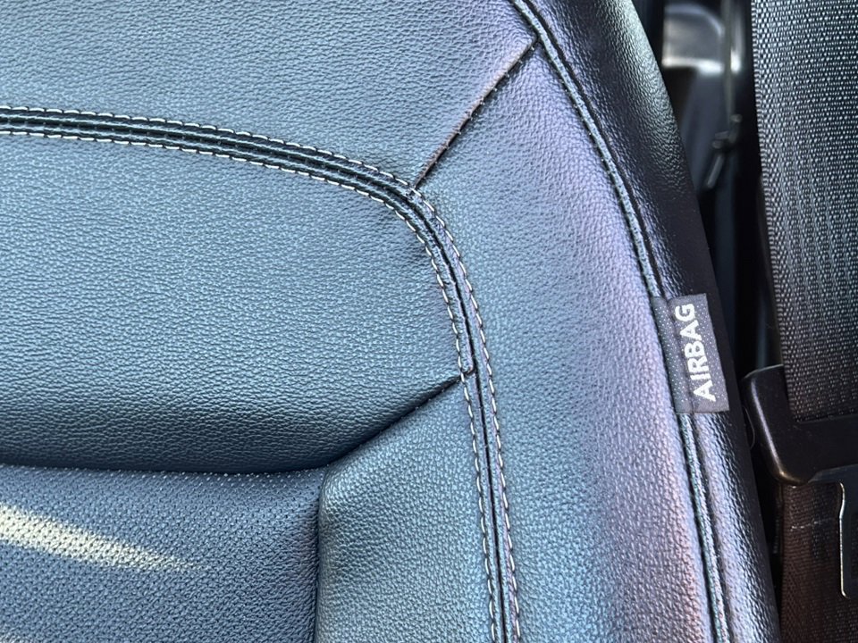 Certified 2023 Ford Explorer Limited w/ Limited Technology Package image 17