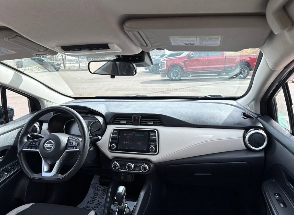 Used 2021 Nissan Versa SV image 27