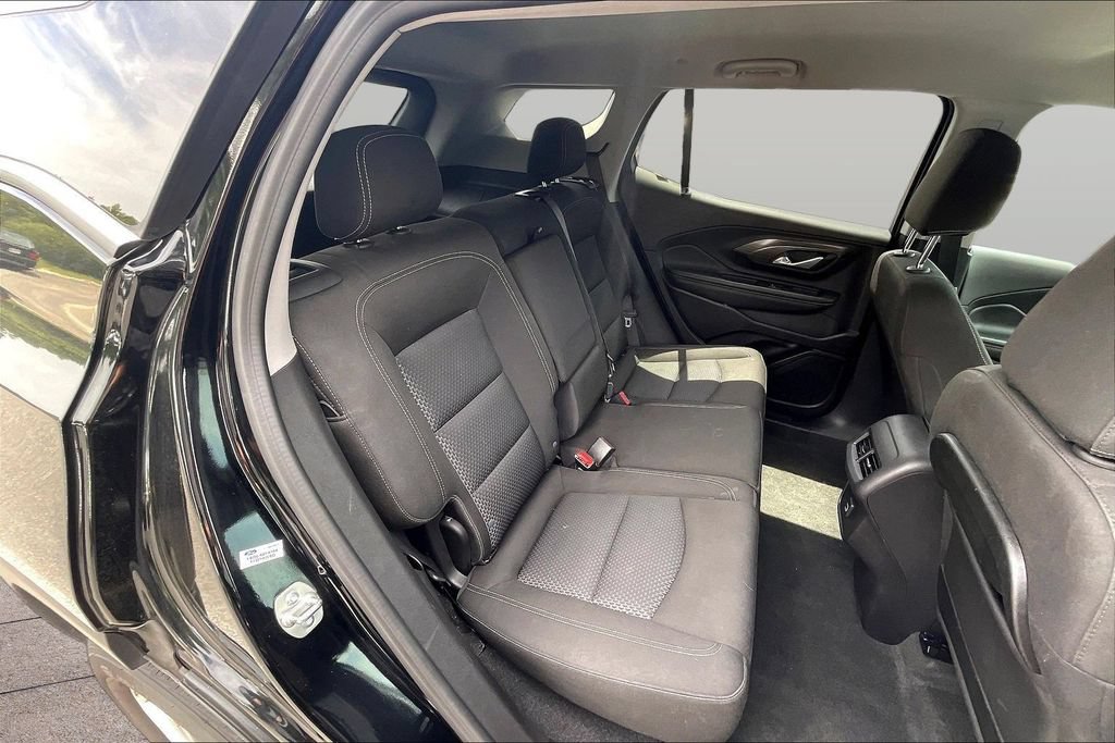 Used 2024 GMC Terrain SLE FWD image 27