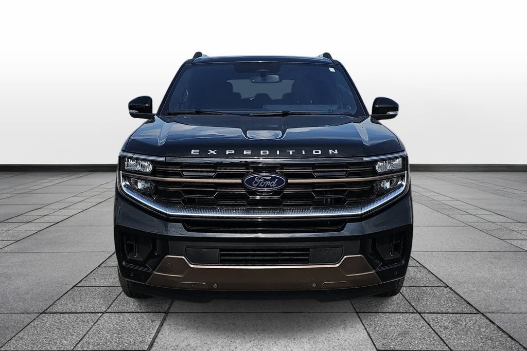 Certified 2025 Ford Expedition King Ranch AWD/4WD image 2