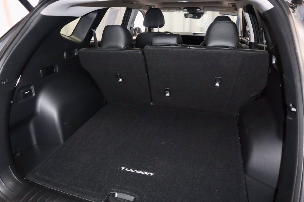 Used 2025 Hyundai Tucson SEL FWD image 14