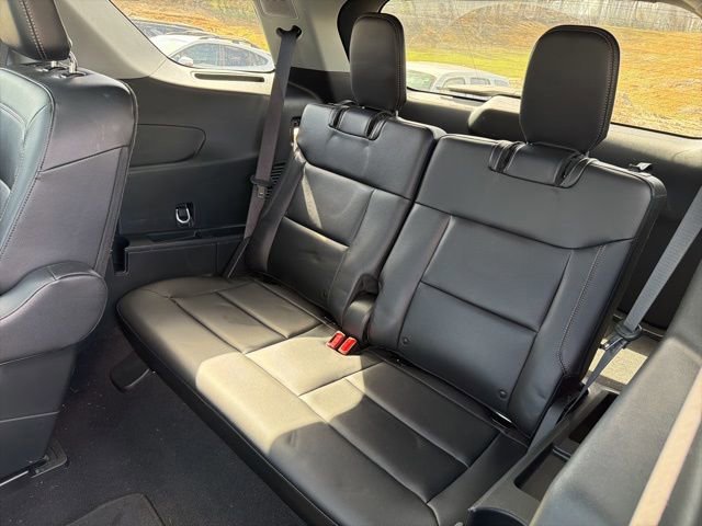 Certified 2023 Ford Explorer Limited w/ Limited Technology Package image 18