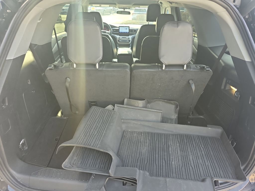 Certified 2024 Ford Explorer XLT w/ Equipment Group 202A image 14