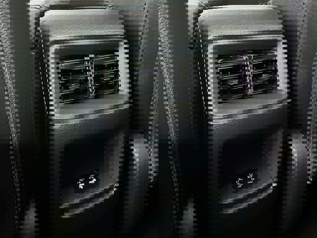 Used 2025 Honda CR-V Sport-L image 13