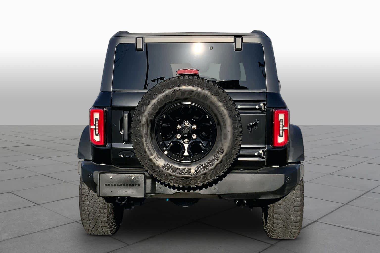 Certified 2023 Ford Bronco Wildtrak AWD/4WD image 5