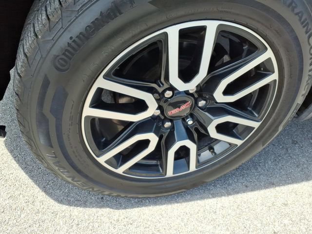 Used 2019 GMC Sierra 1500 AT4 w/ AT4 Premium Package image 16