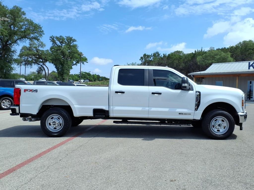 Certified 2025 Ford F350 XL w/ FX4 Off-Road Package AWD/4WD image 2