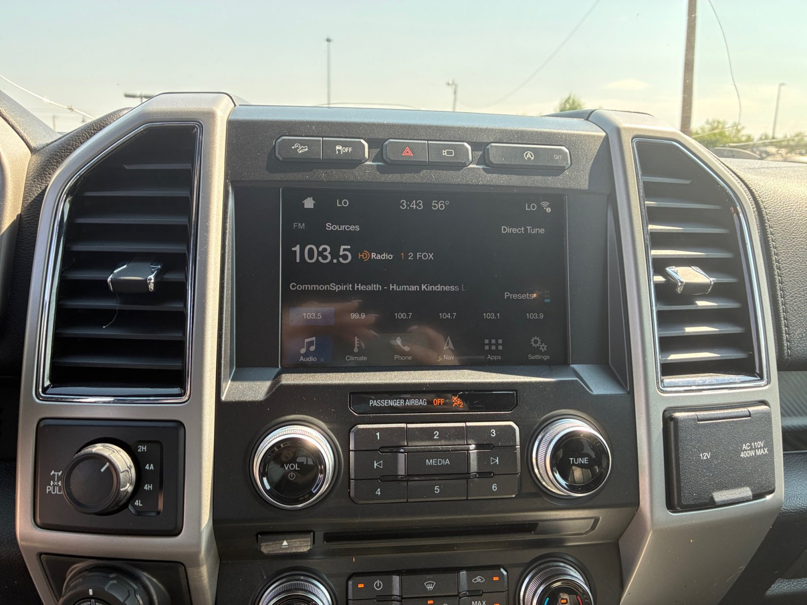 Certified 2018 Ford F150 Lariat w/ Equipment Group 502A Luxury AWD/4WD image 12
