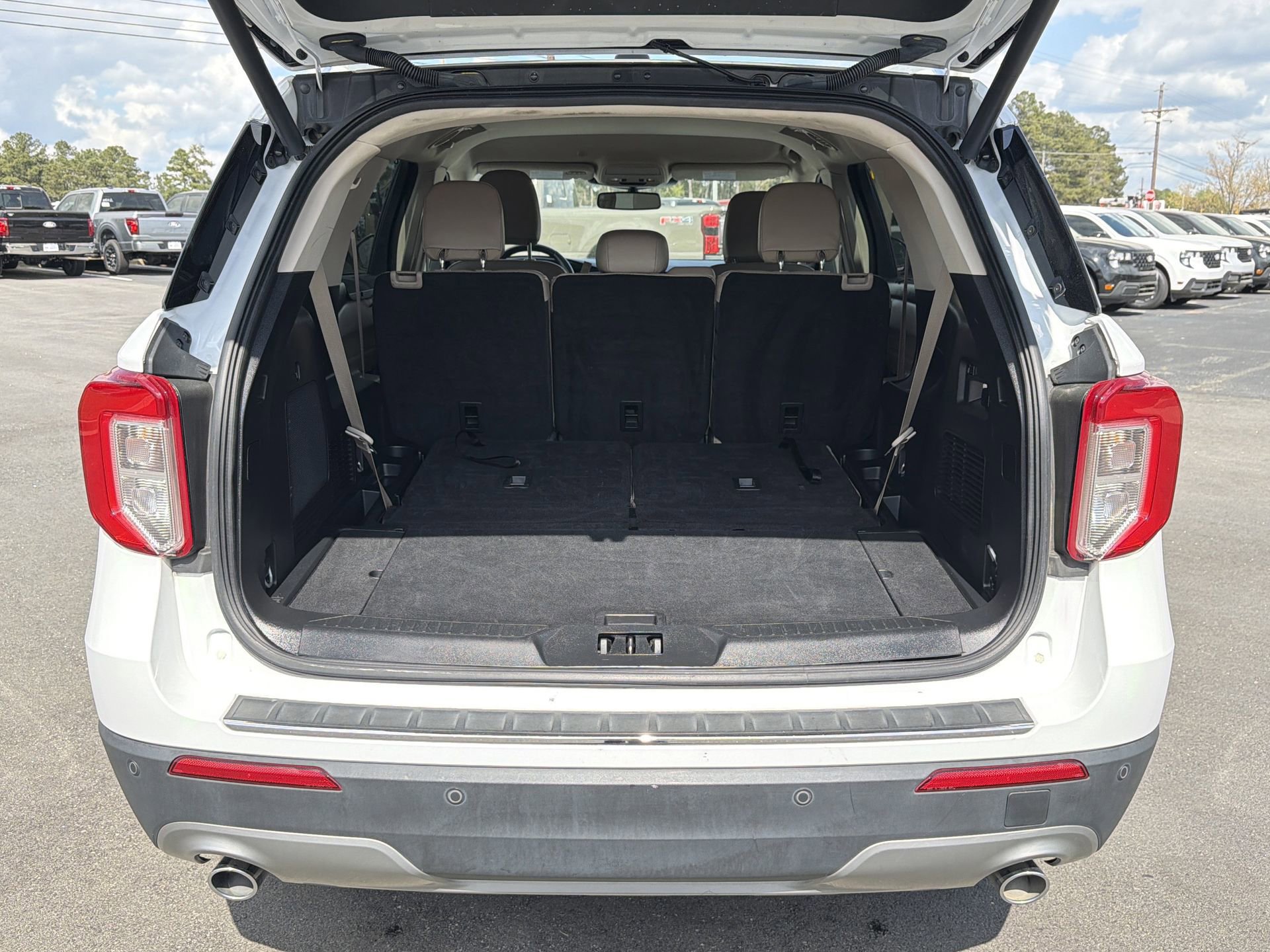 Certified 2023 Ford Explorer Limited image 29