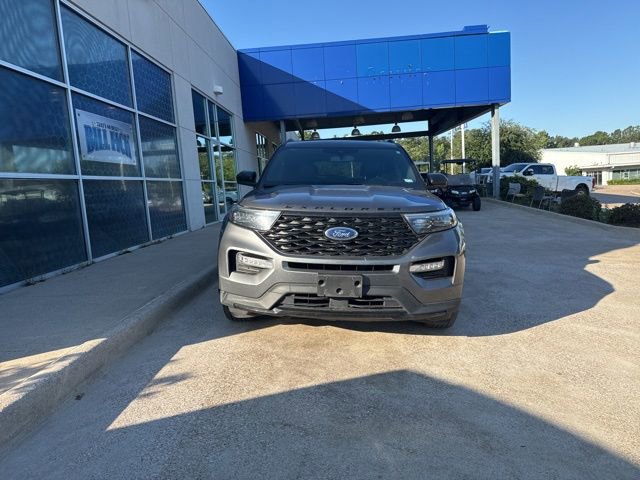 Certified 2024 Ford Explorer ST-Line w/ Class IV Trailer Tow Package RWD image 2