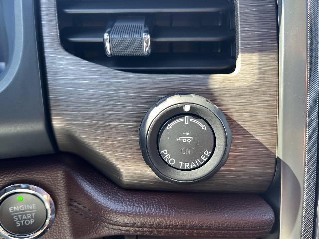 Certified 2024 Ford Expedition Limited AWD/4WD image 19