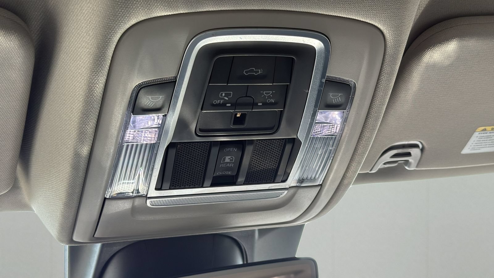 Used 2022 RAM 1500 Laramie RWD image 23