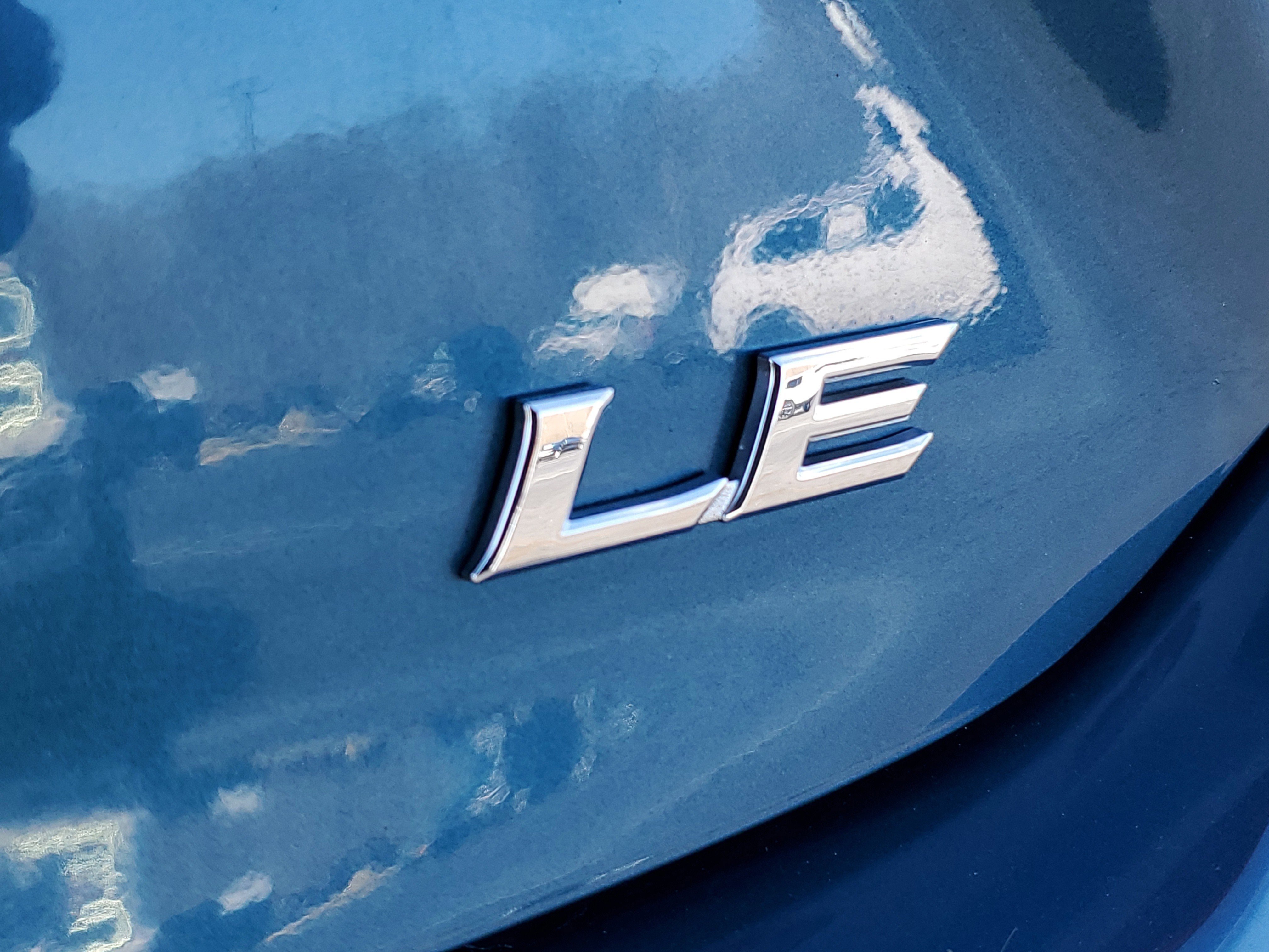 Used 2025 Toyota Camry LE image 10