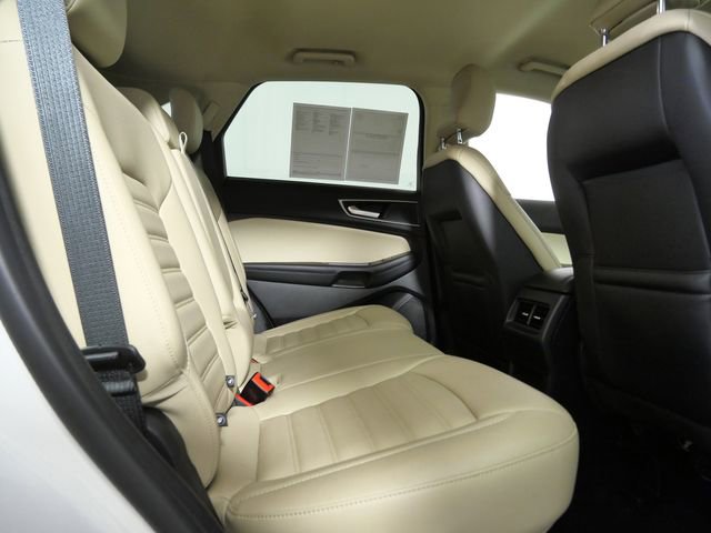Certified 2024 Ford Edge SEL w/ Convenience Package AWD/4WD image 12