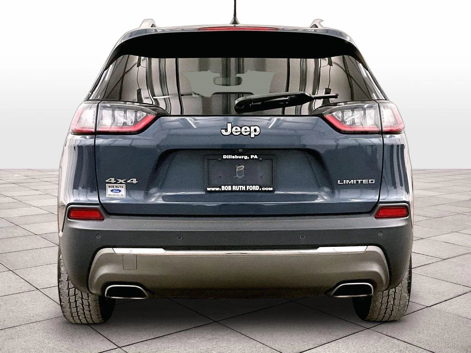 Used 2019 Jeep Cherokee Limited AWD/4WD image 4