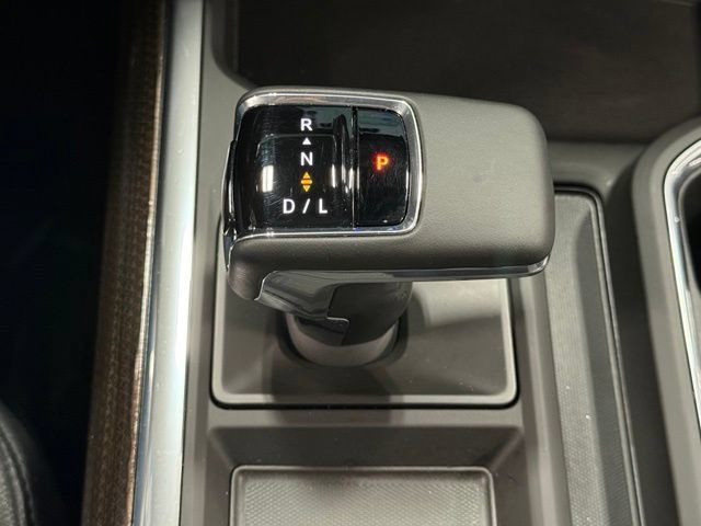 Used 2024 Chevrolet Silverado 1500 RST w/ Convenience Package II AWD/4WD image 32