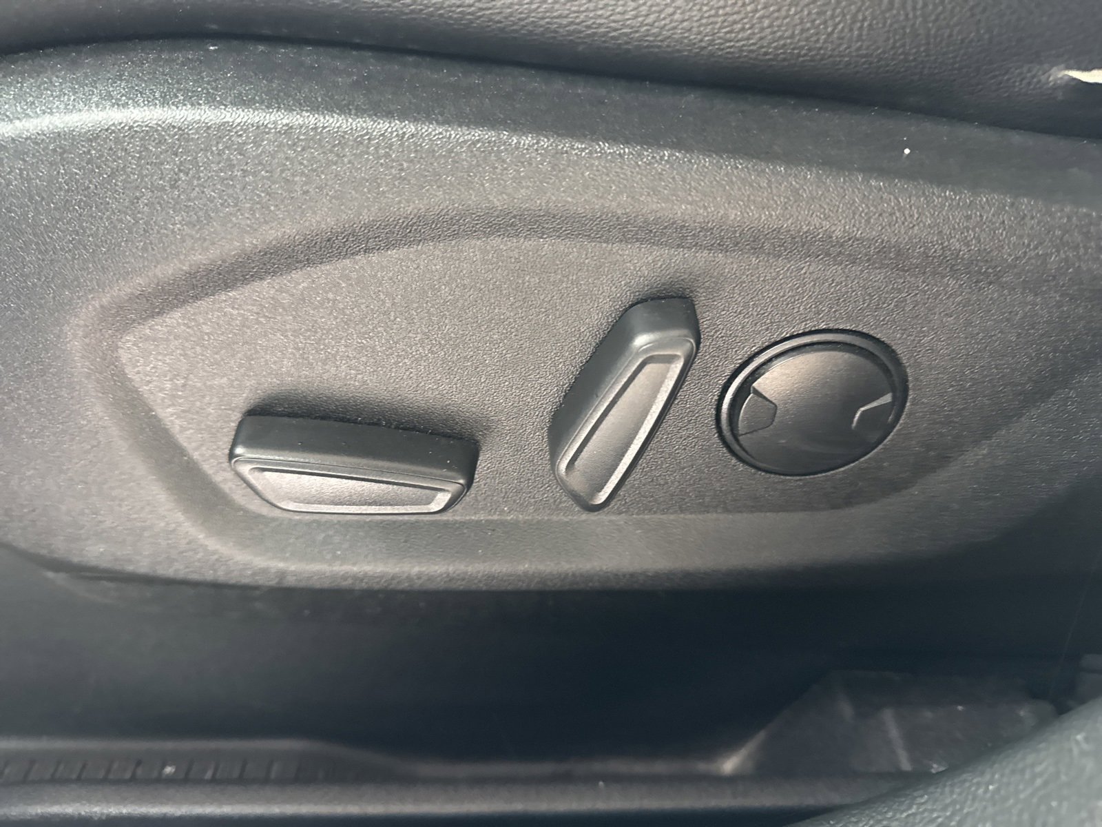 Certified 2023 Ford Edge SEL w/ Convenience Package image 24