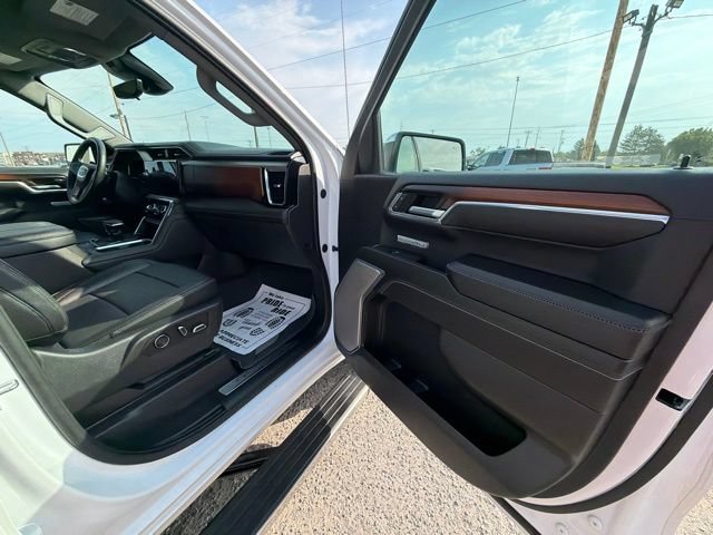 Used 2024 GMC Sierra 1500 Denali w/ Denali Reserve Package AWD/4WD image 17