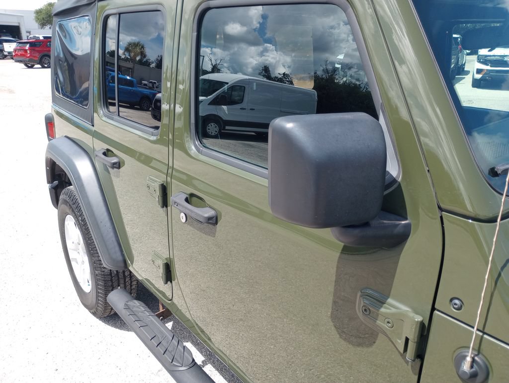 Used 2022 Jeep Wrangler Unlimited Sport AWD/4WD image 10