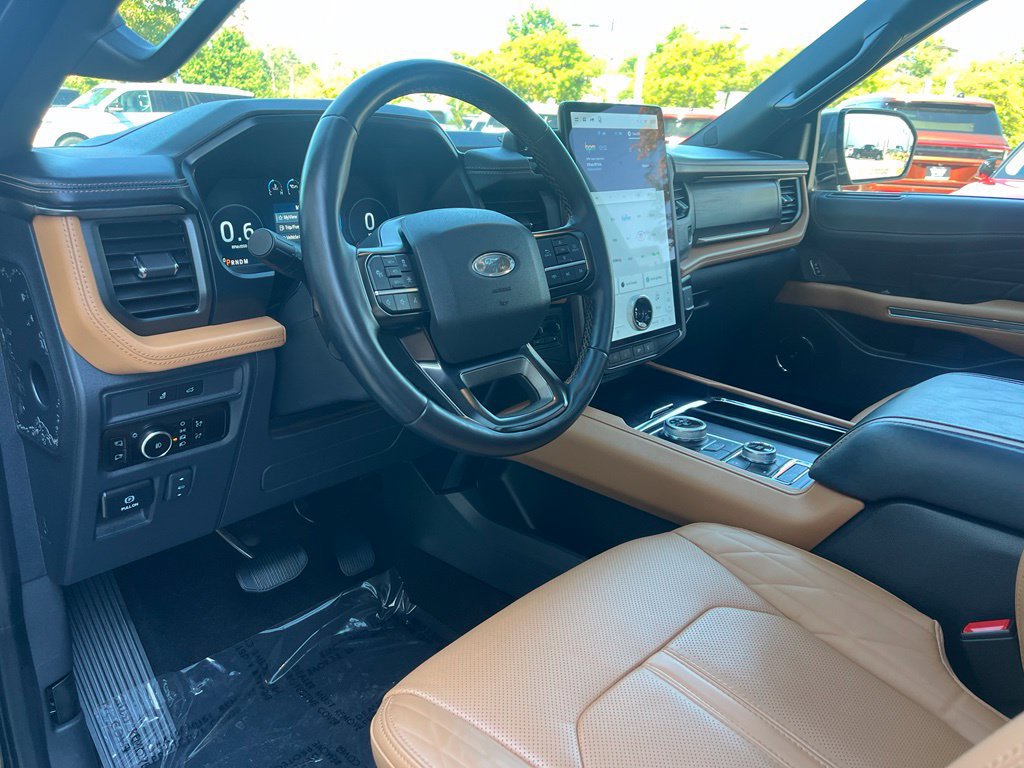 Certified 2023 Ford Expedition Platinum AWD/4WD image 26