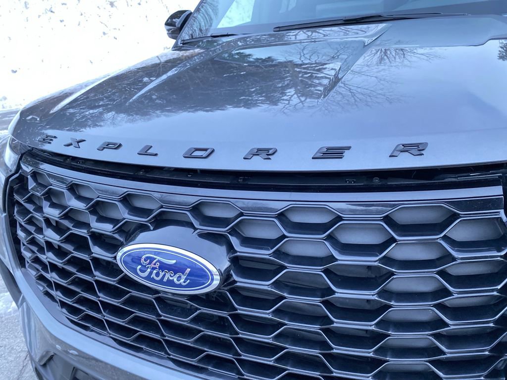 Certified 2025 Ford Explorer ST-Line image 51