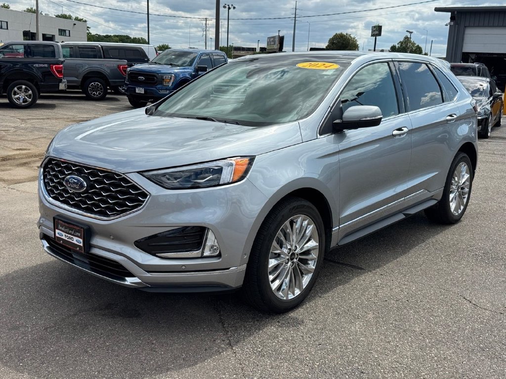 Certified 2024 Ford Edge Titanium w/ Titanium Elite Package AWD/4WD image 2