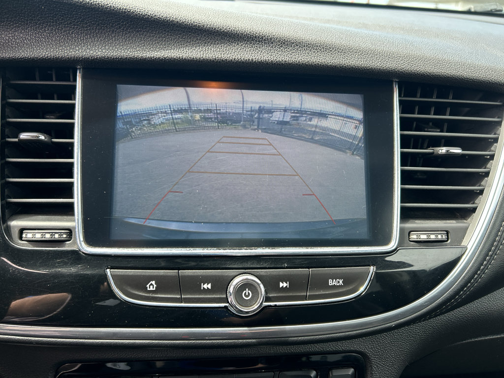 Used 2019 Buick Encore Preferred AWD/4WD image 25