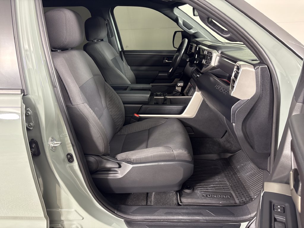 Used 2025 Toyota Tundra SR5 w/ SR5 Convenience Package AWD/4WD image 6