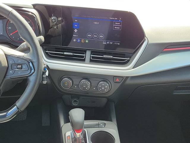 Used 2024 Chevrolet Trax RS w/ Driver Confidence Package FWD image 19