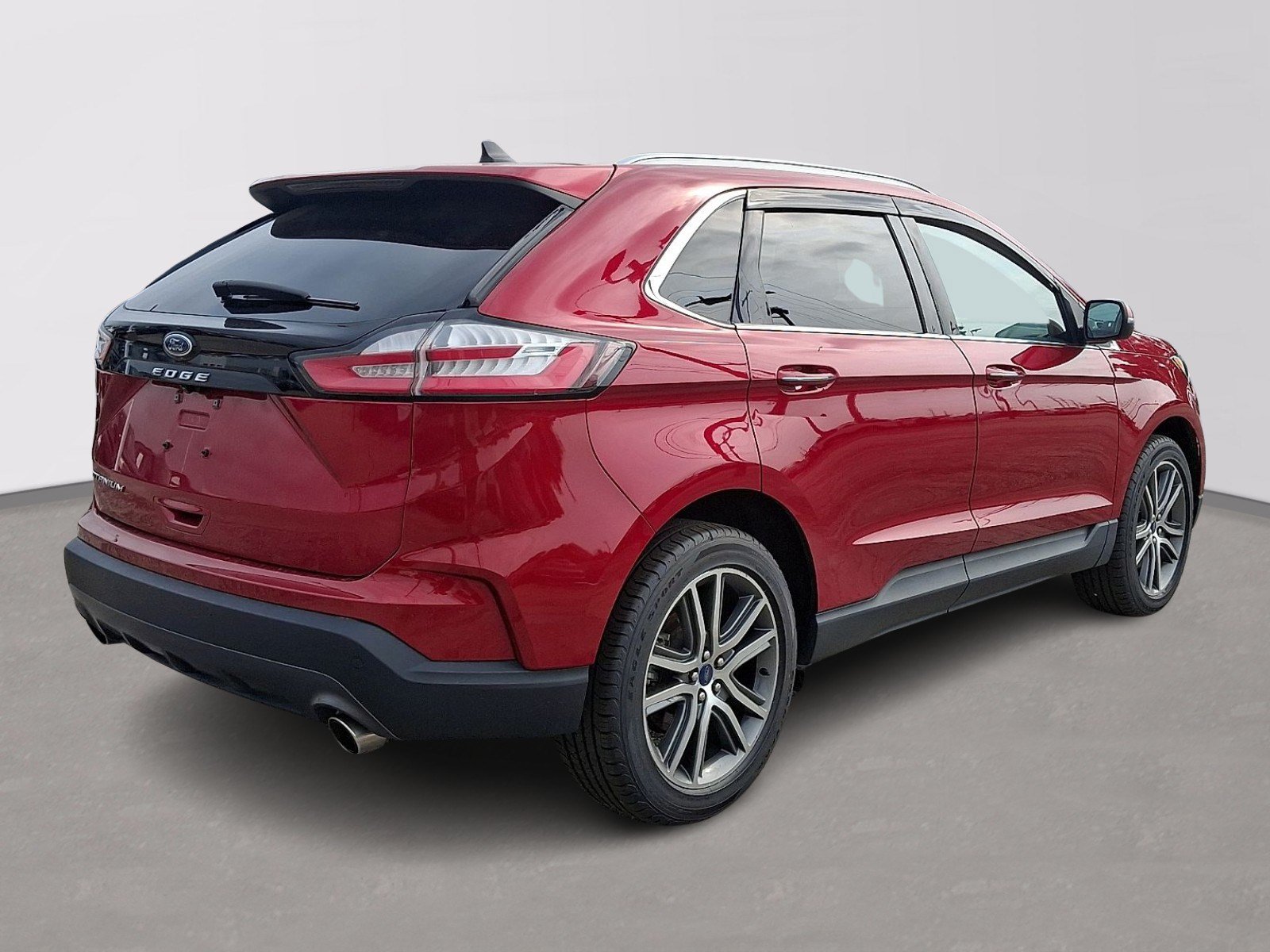 Certified 2021 Ford Edge Titanium w/ Cargo Accessory Package FWD image 6